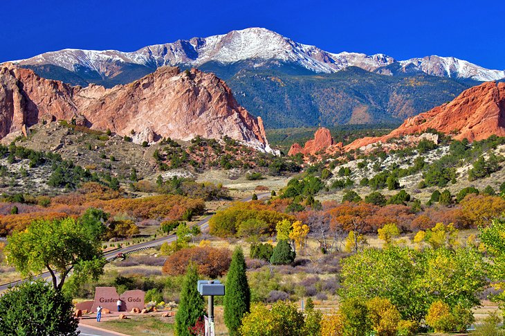 From Denver to Colorado Springs: 5 Best Ways to Get There | PlanetWare