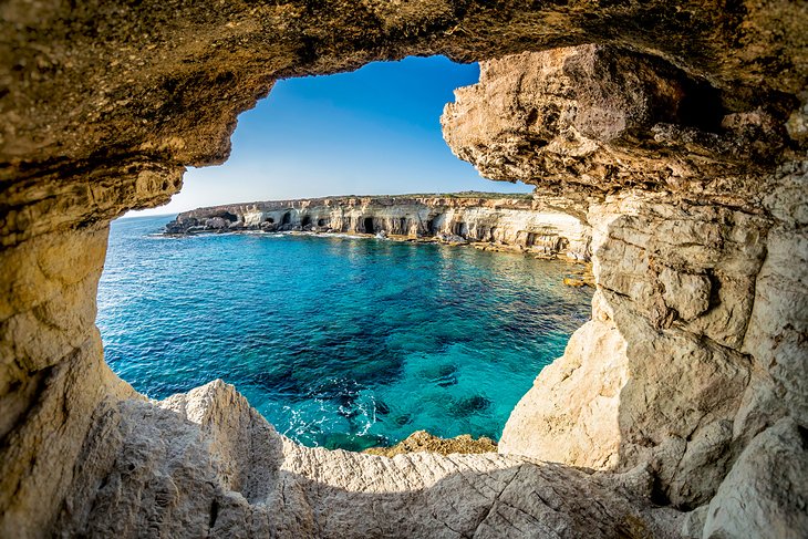 Grottes marines près d'Ayia Napa, Chypre