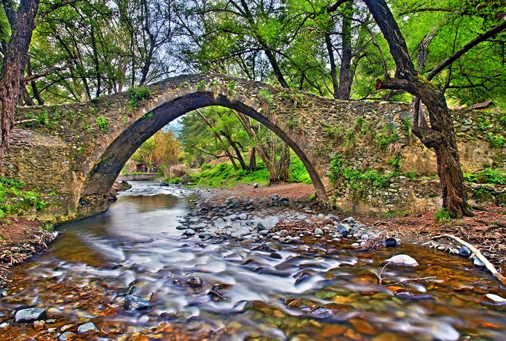 Tzelefos Bridge