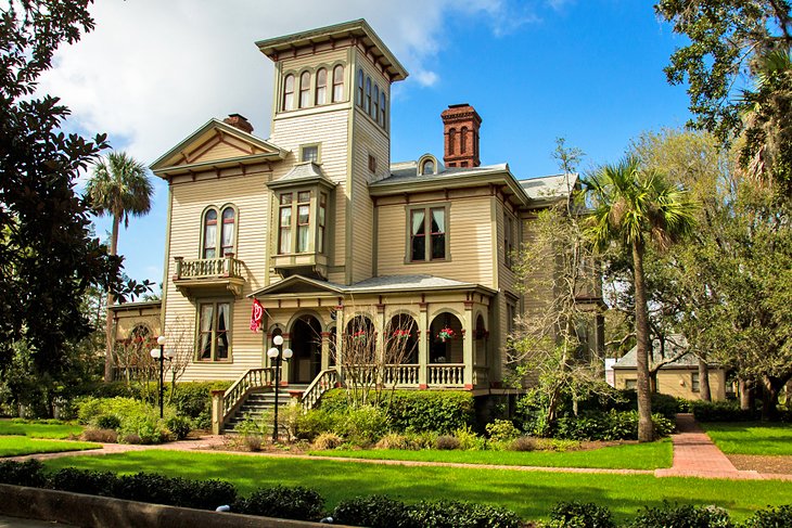 A Victorian home on Amelia Island