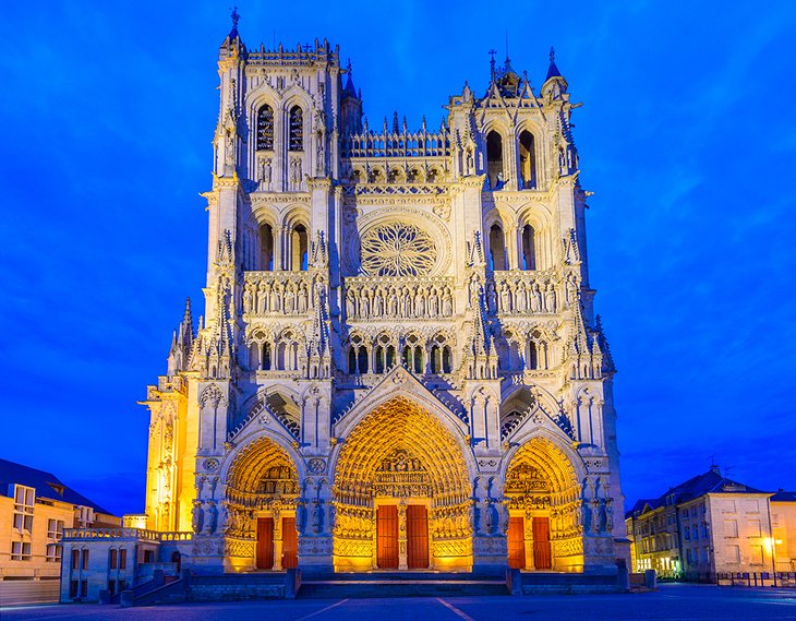 Amiens Cathedral at night