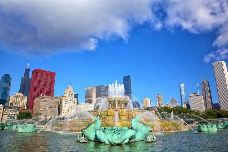 Buckingham Fountain in Grant Park