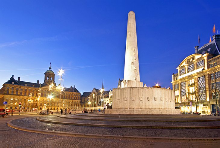 The National Monument at dusk