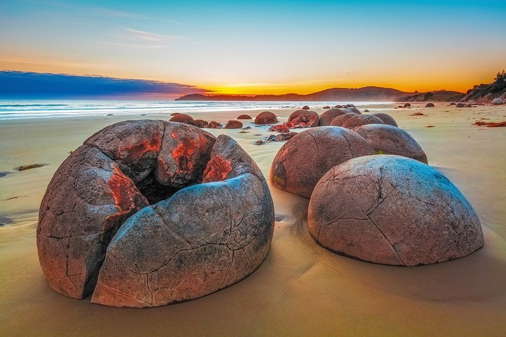 Moeraki Boulders