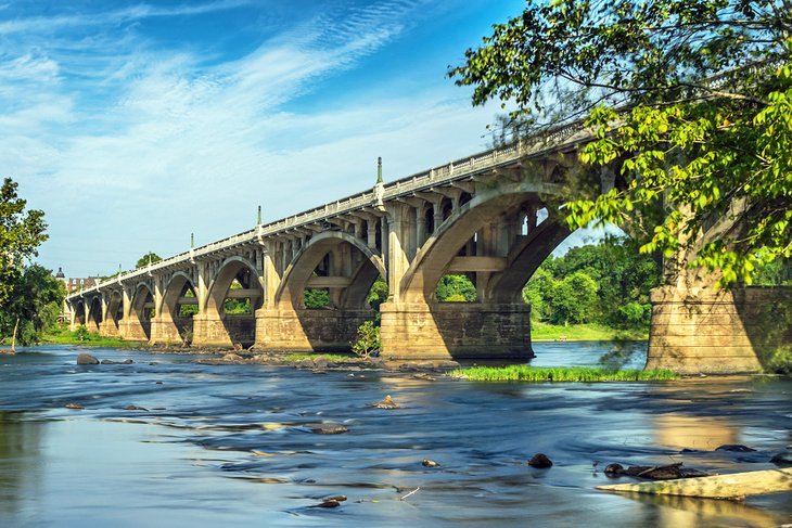 Gervais Street Bridge, Columbia