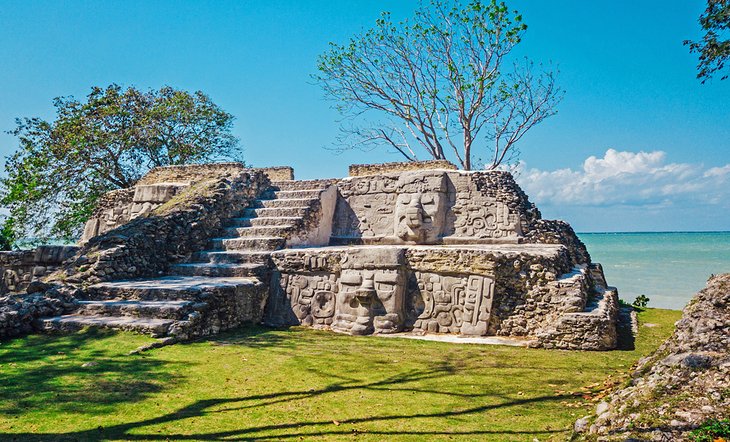 Seaside Mayan ruins at Cerros