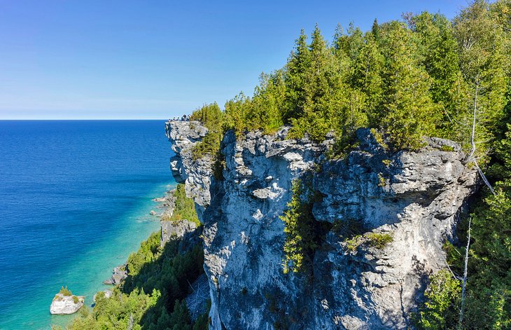 Limestone cliffs on the Lion's Head Trail