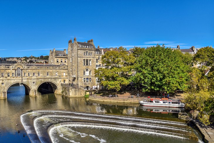 Pulteney Bridge in Bath, England