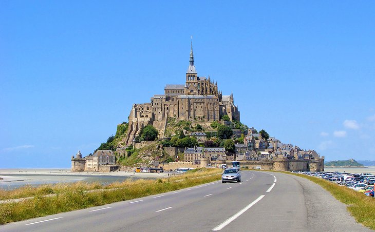 Road to Mont Saint-Michel