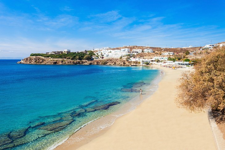 14 playas mejor valoradas en la isla de Mykonos