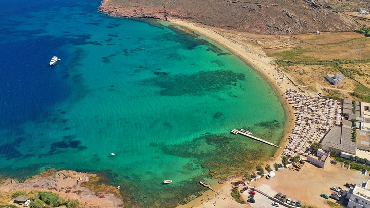 14 playas mejor valoradas en la isla de Mykonos