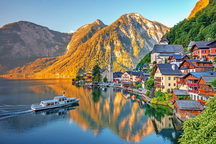 Village of Hallstatt, Hallstätter See, Austria in austria