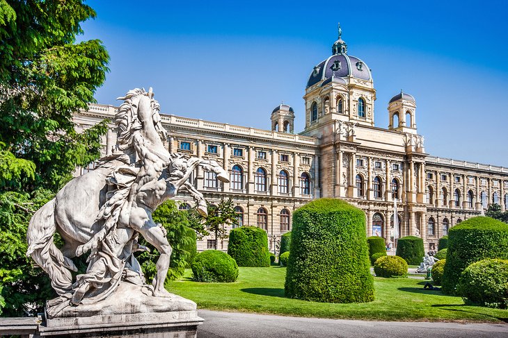 Gloriette structure and Neptune fountain in Schonbrunn Palace, Vienna