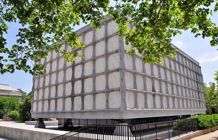 Beinecke Rare Book & Manuscript Library