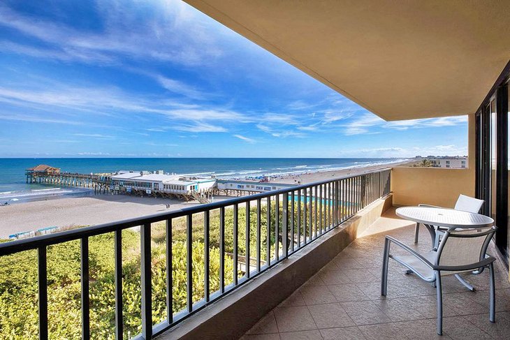 Photo Source: La Quinta Inn & Suites by Wyndham Cocoa Beach Oceanfront