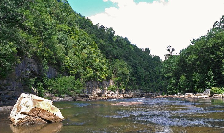 14 destinos de rafting y kayak en aguas bravas mejor calificados en Pensilvania