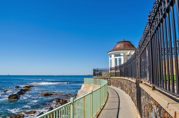 Newport's Cliff Walk