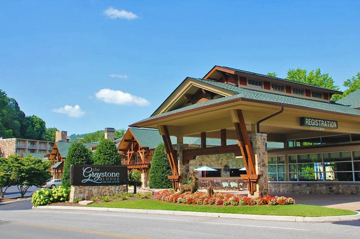 Photo Source: The Greystone Lodge on the River