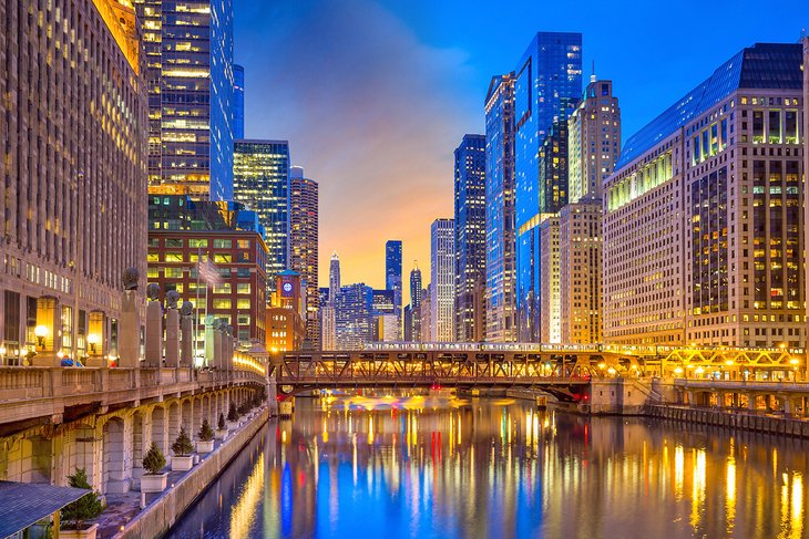 Downtown Chicago at night