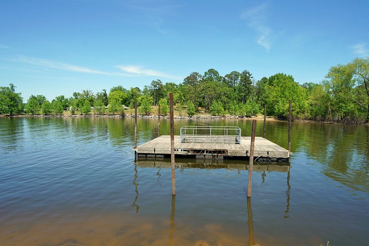 Lake O' the Pines