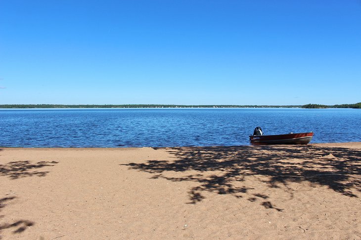 Main Beach at Brereton Lake