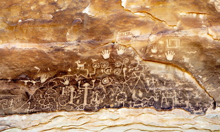 Petroglyphs on Petroglyph Point Trail