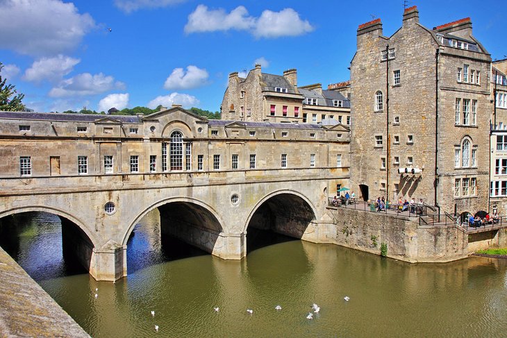 Pulteney Bridge over the River Avon in Bath