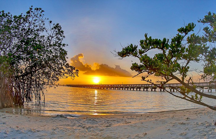 Sunrise at Indian River Park in Jensen Beach, Florida