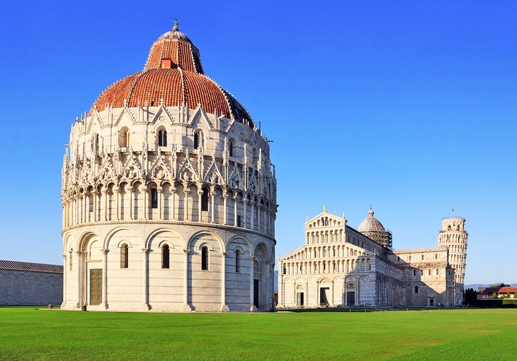 The field of miracles in Pisa