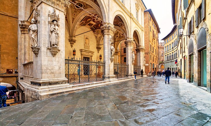 The medieval streets of Siena