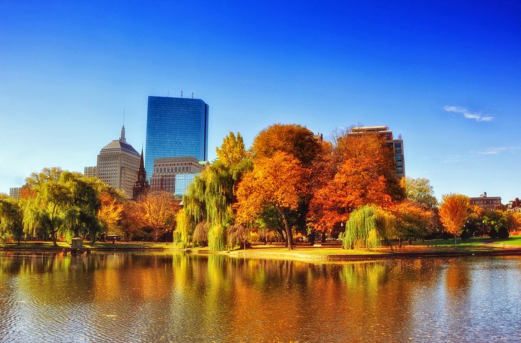 Fall colors at Boston Common