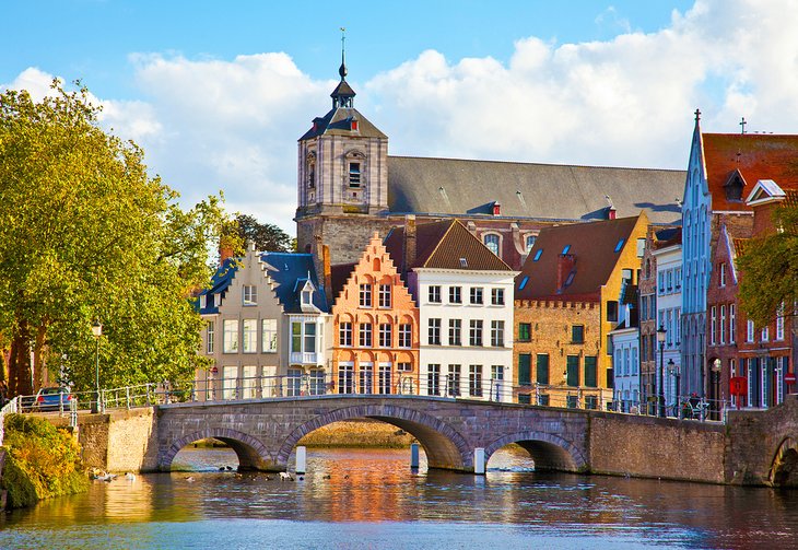 Beautiful canal in Bruges