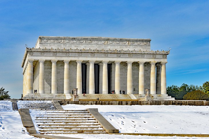 Lincoln Memorial in the winter