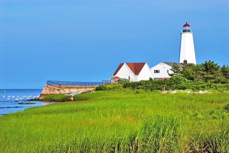 Lynde Point Lighthouse, Old Saybrook