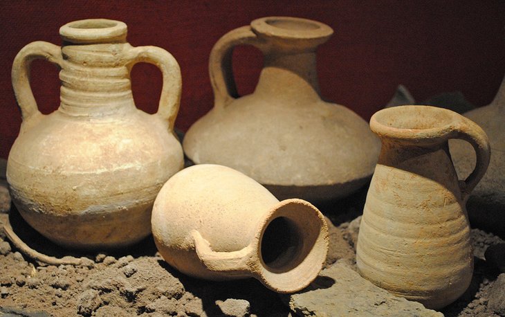 Pots at Dewa Roman Experience