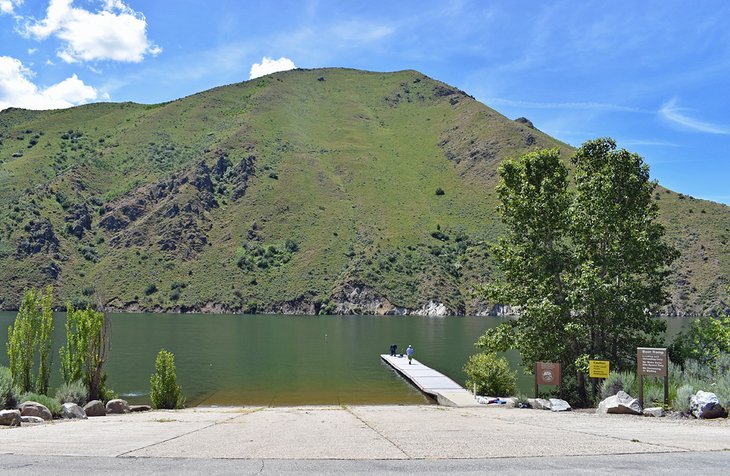 Boat ramp at Macks Creek Park