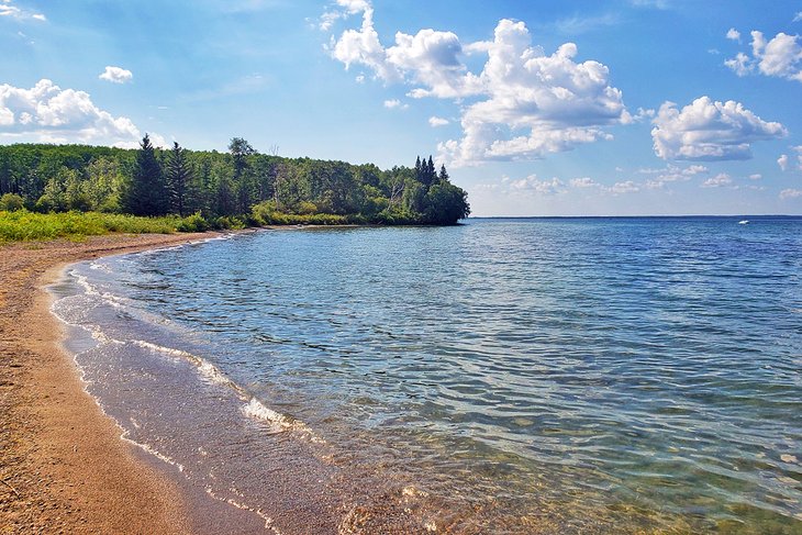 Clear Lake beach, Wasagaming