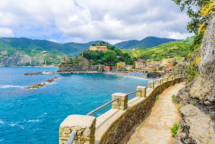 Trail on the Cinque Terre route