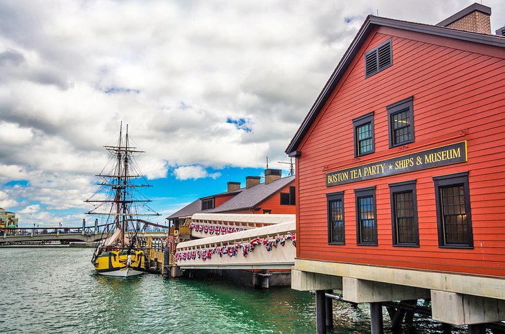 Boston Tea Party Ships & Museum