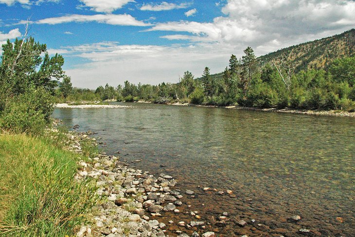 Los 7 mejores ríos para hacer rafting en aguas bravas en Montana