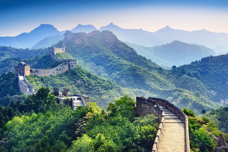The most iconic tourist attractions in the world 10 Great Wall of China