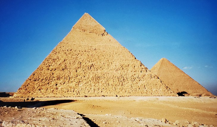 The most iconic tourist attractions in the world 9 Pyramids of Giza