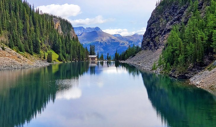 Lake Agnes and the Lake Agnes Tea House