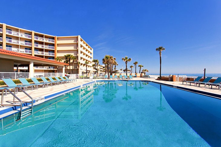 Photo Source: Holiday Inn & Suites Daytona Beach on the Ocean