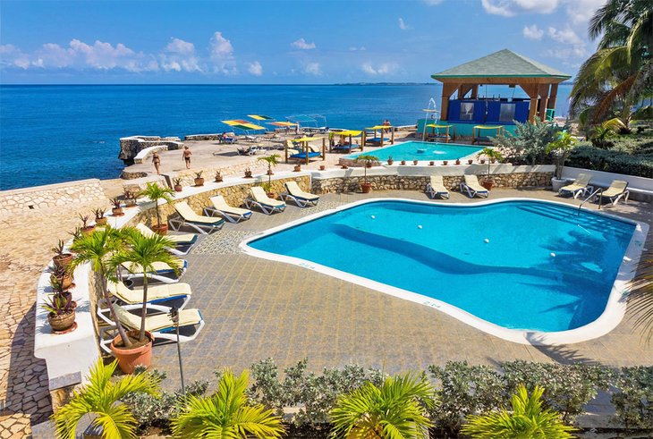 Photo Source: Samsara Cliff Resort