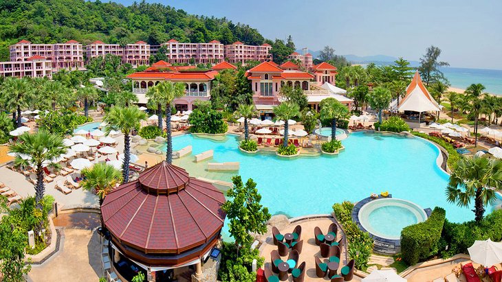Source photo : Centara Grand Beach Resort Phuket