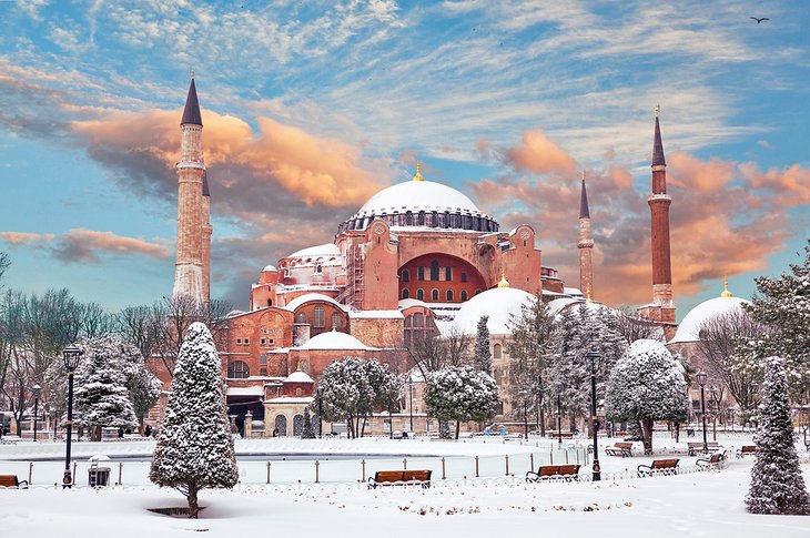 cities to visit in turkey in winter