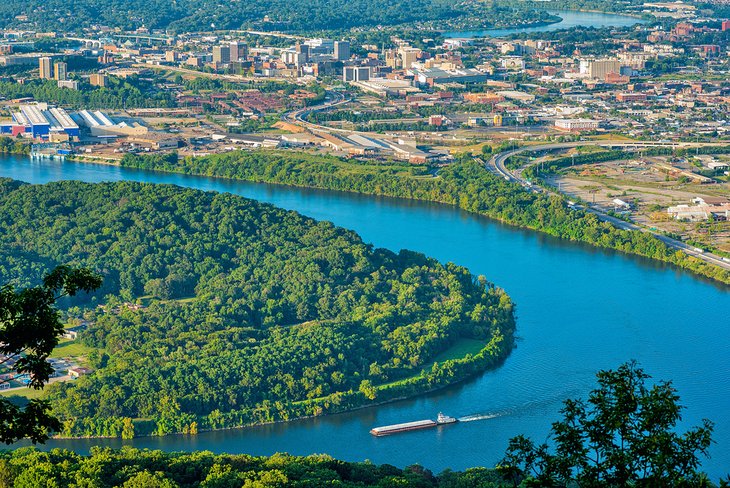 Vue aérienne de Chattanooga et de la rivière Tennessee