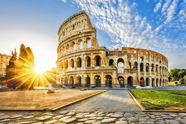 top 10 tourist attractions europe