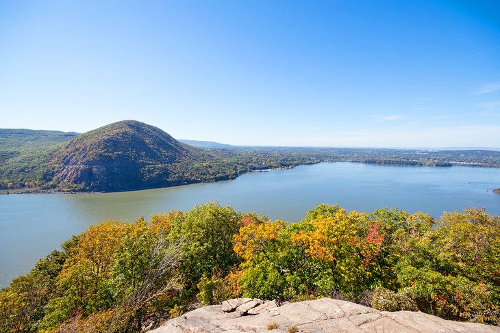View of the Hudson River from the Hudson Highlands